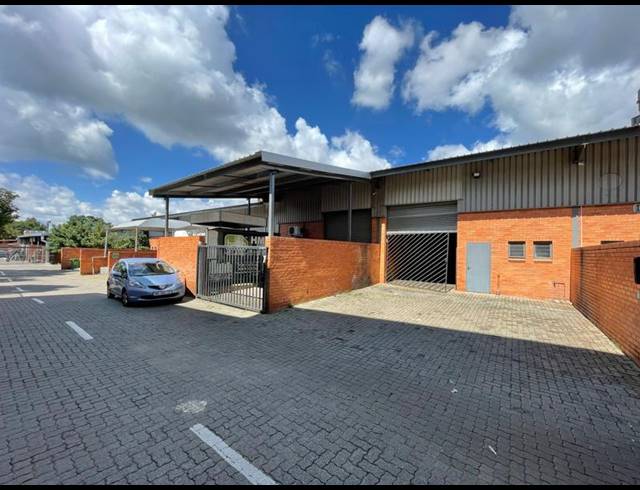 INDUSTRIAL PROPERTY TO RENT IN HENNOPSPARK